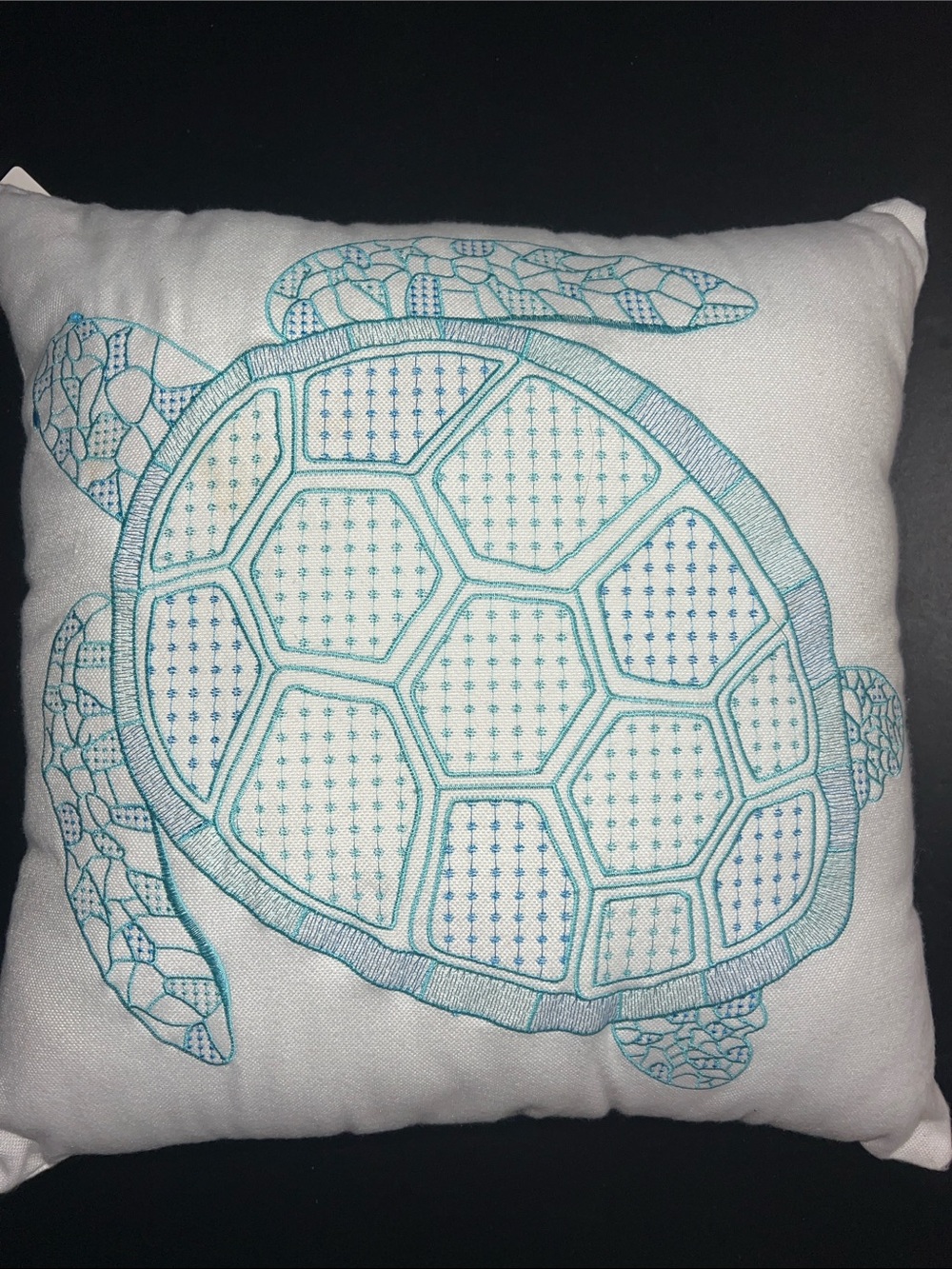 embroidered turtle pillow turquoise on white pillow 18” x 18”-NWT/2 small stains